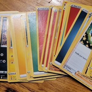 Pokémon Trading Card Lot - Mystery Bags (30 Cards)